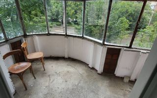 Apartament de 2 camere, decomandat, etaj intermediar, cartier Plopilor - Poză 6