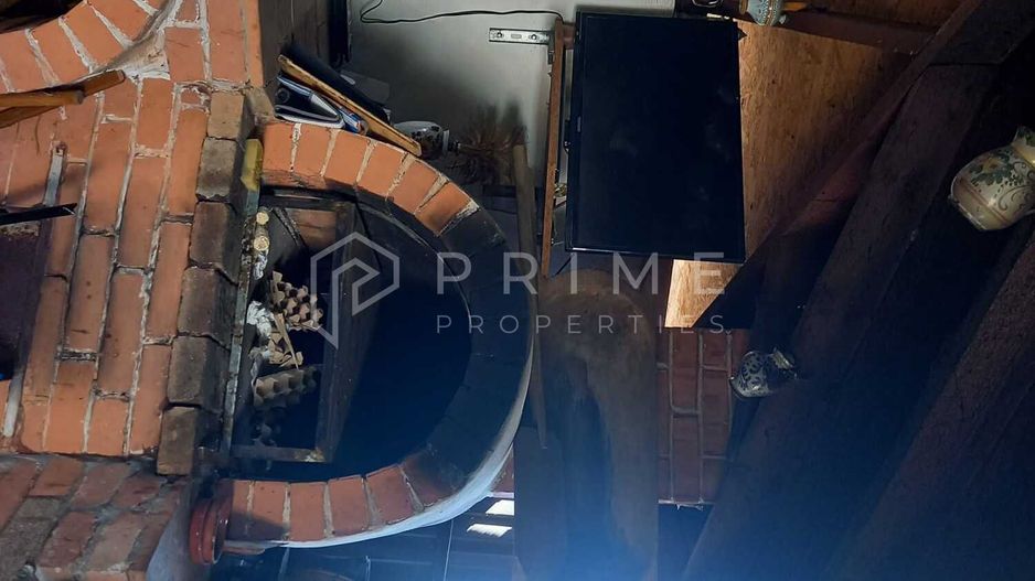 Casa perfectă pentru familie – curte, foișor cu grătar și garaj triplu - Poză 29