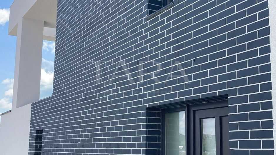 Arhitectura contemporana. Parte de duplex. Cartierul nou Câmpului. - Poză 10