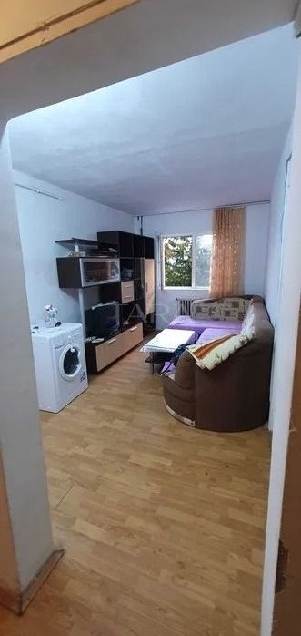 Apartament cu 4 camere, decomandat, Manastur., zona BIG. - Poză 1