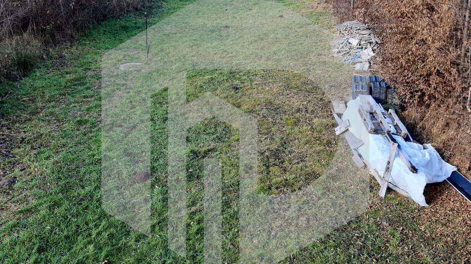 Casa individuala in Tocile-Sadu / 1400 mp teren. 4 dormitoare - Poză 2