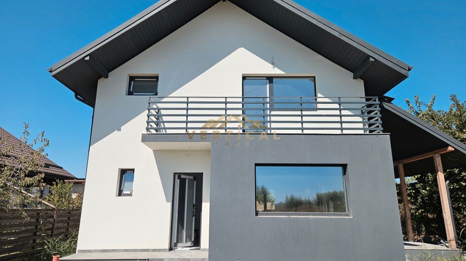 Vila deosebita la iesire din comuna Berceni - Poză 1
