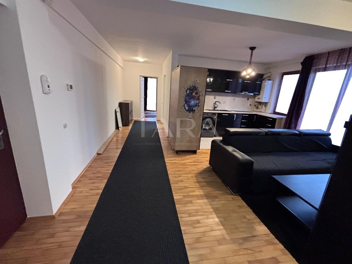 Apartament modern cu 3 camere în zona Parc Poligon Florești. - Poză 1