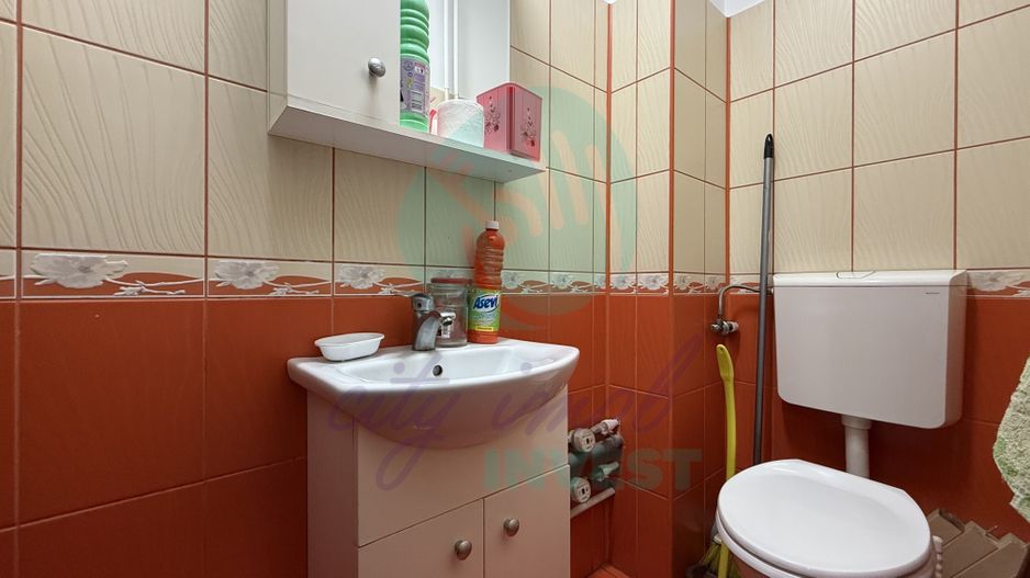 Spațiu comercial închiriat cu acces stradal - Poză 10