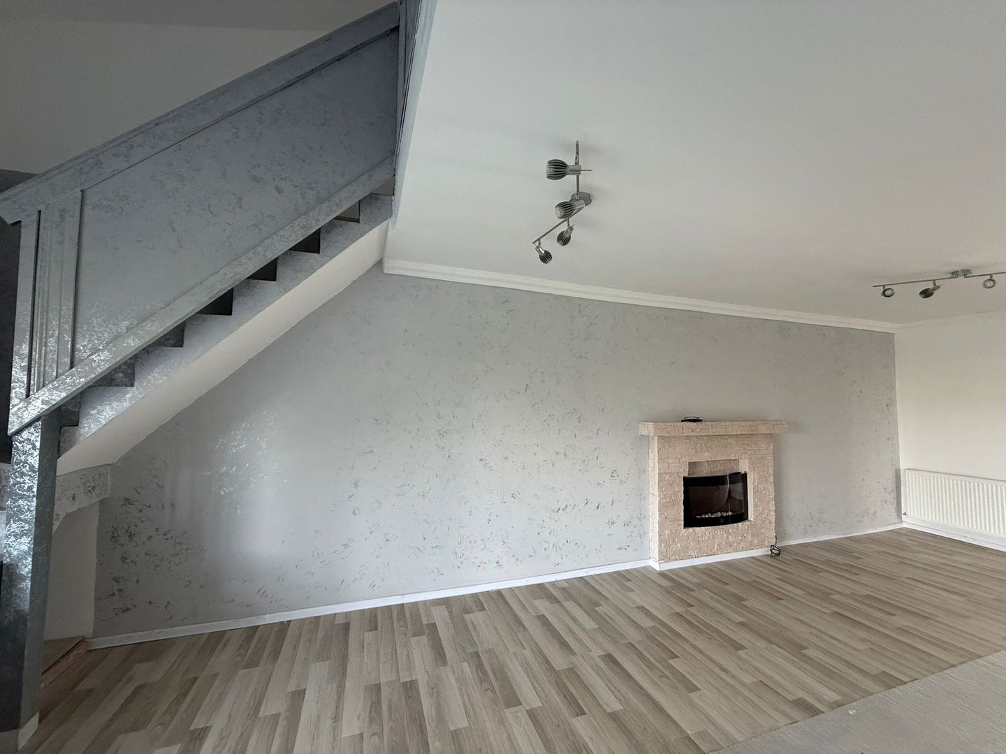 Duplex la pret de apartament în Mosnita Noua - Poză 2