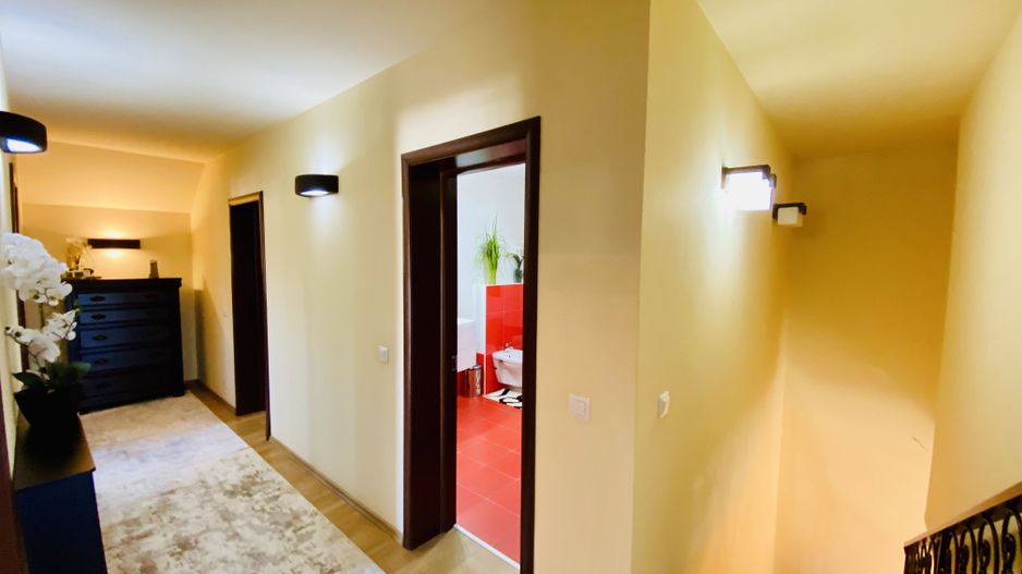 Casa moderna, individuala cu Garaj - Sura Mare - Poză 21