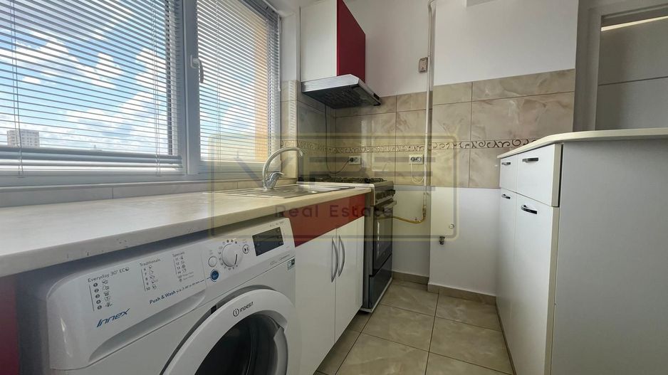 Apartament modern 2 dormitoare+living Nicolina T.Neculai - Poză 3