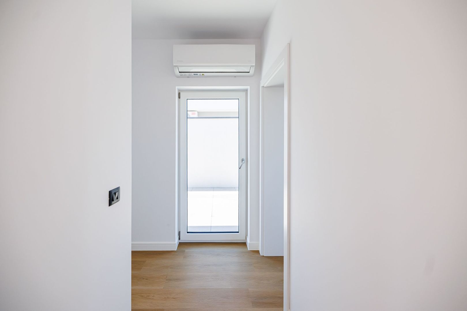 Apartament tip penthouse 2 camere | Terasa 41 mp | Mehala | Comision 0 - Poză 6