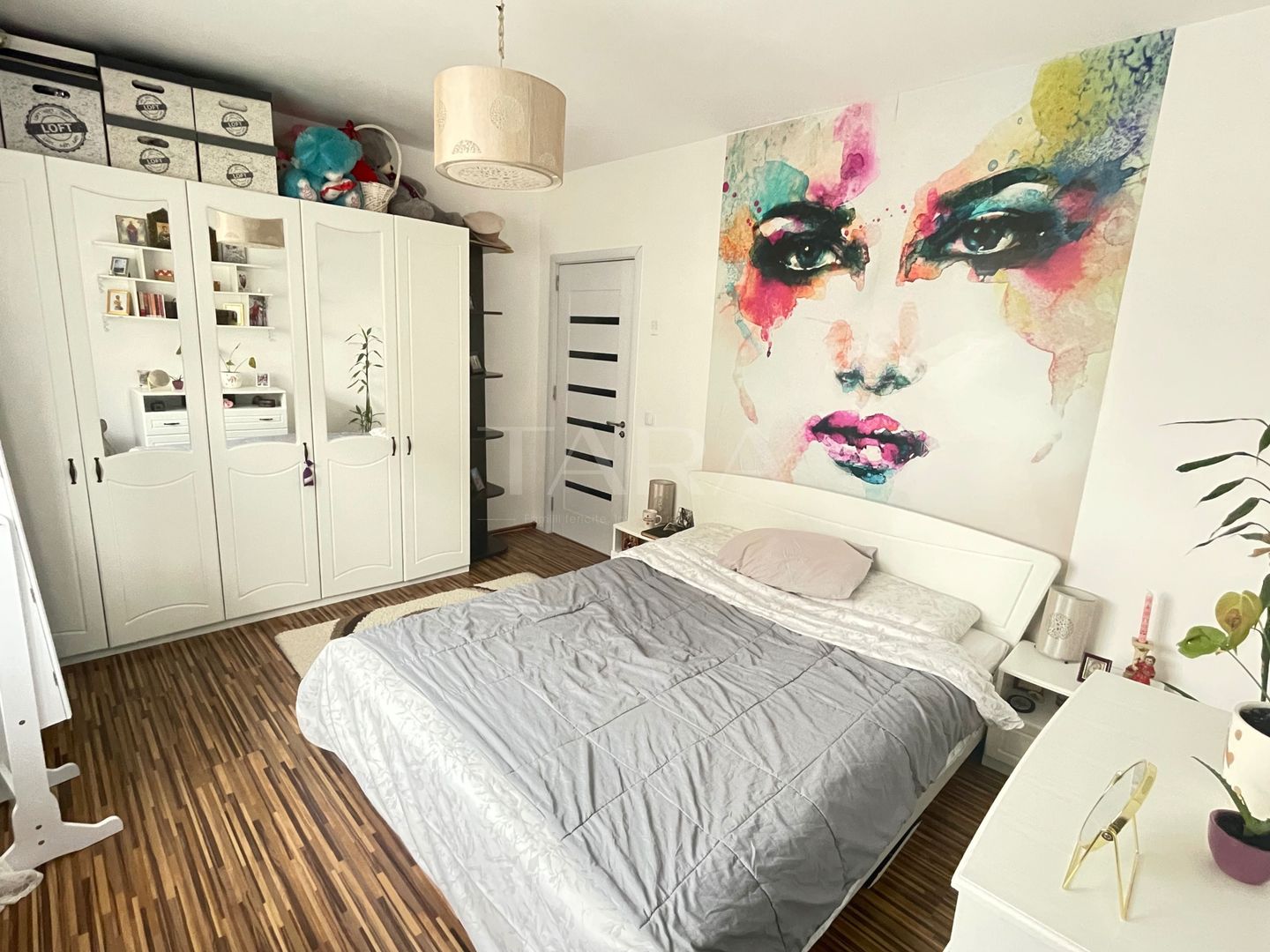 Apartament cu 2 camere, balcon închis, parcare cu CF, Terra, Florești. - Poză 4