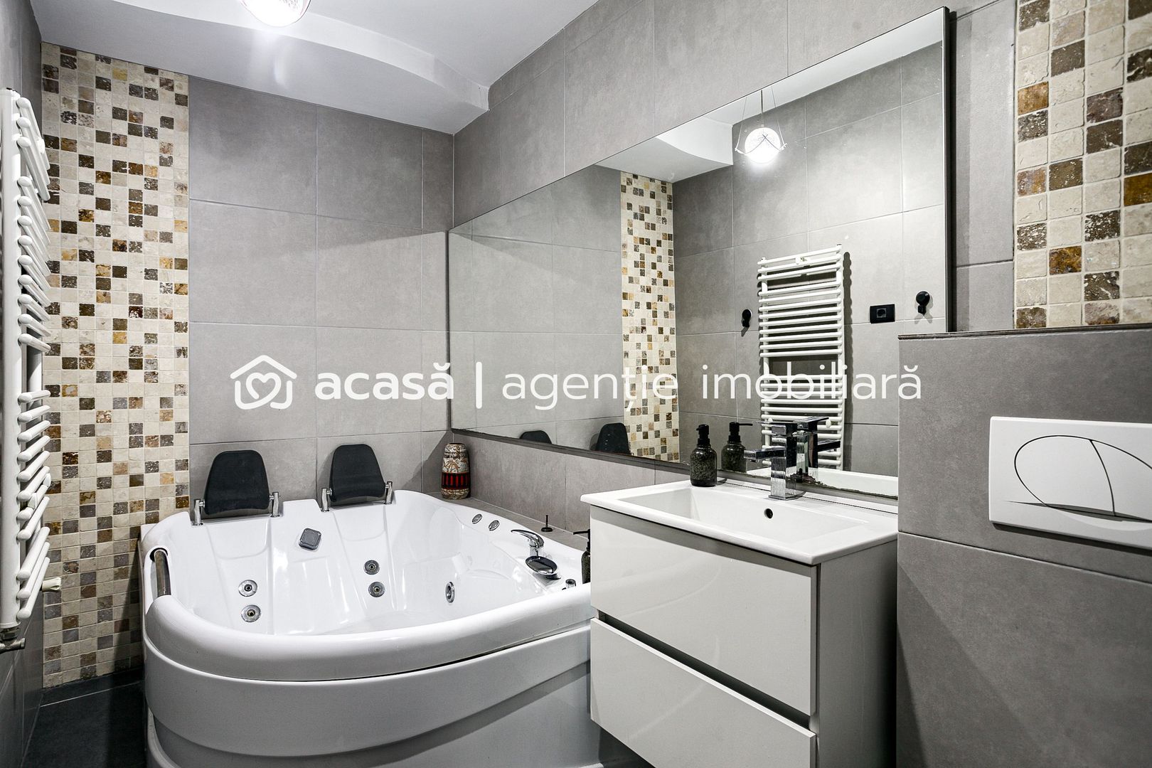 PROPRIETATE VÂNDUTĂ Apartament tip Penthouse în spate la Ziridava - Poză 9