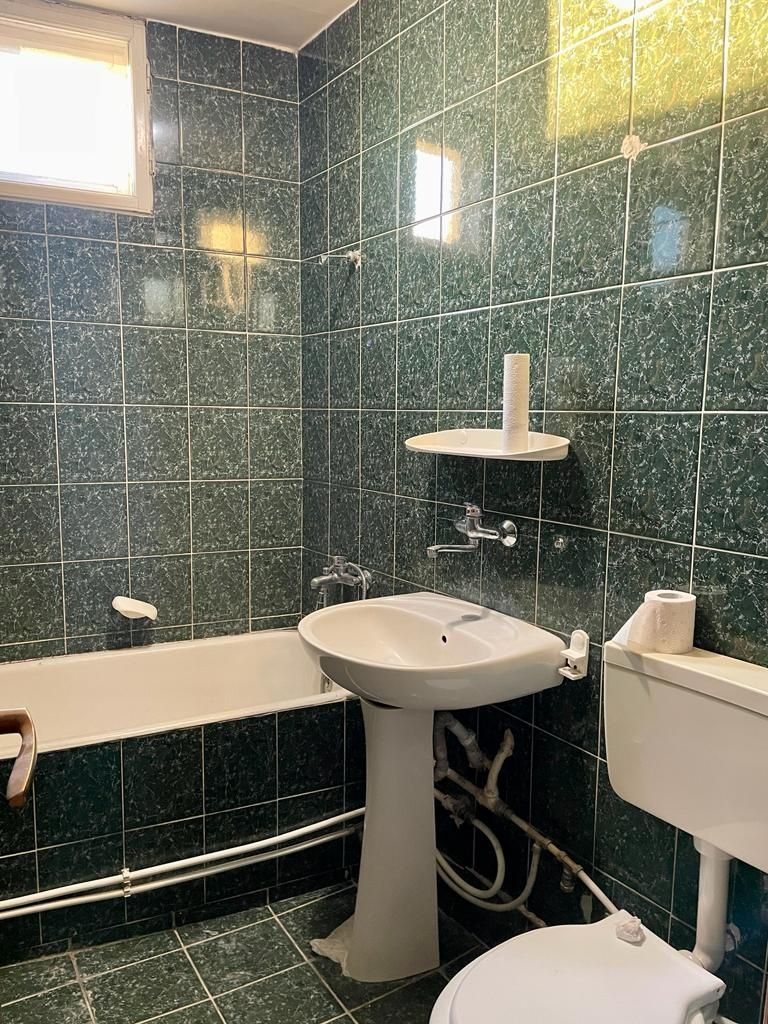 BRASADAS vinde ap 2 cam etaj 4/4 Calea Traian. - Poză 9