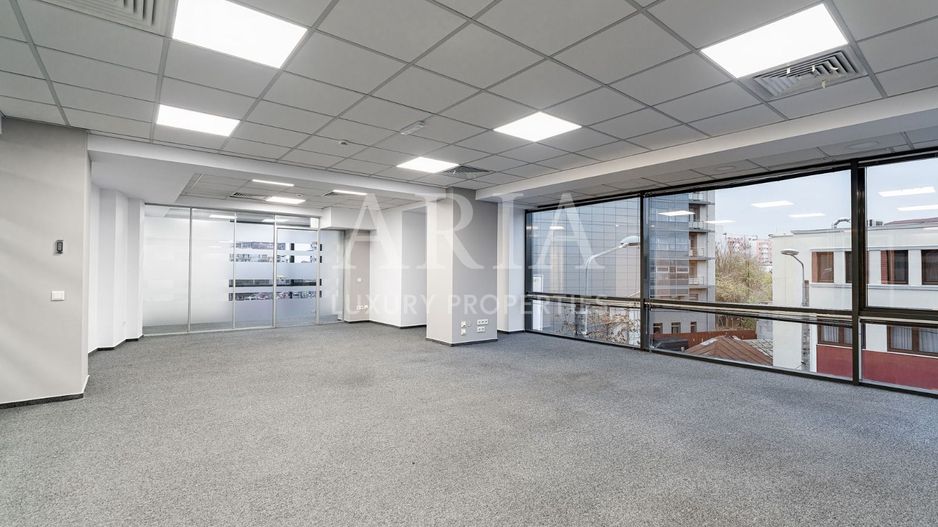 Spatiu birou Dacia - Poză 5