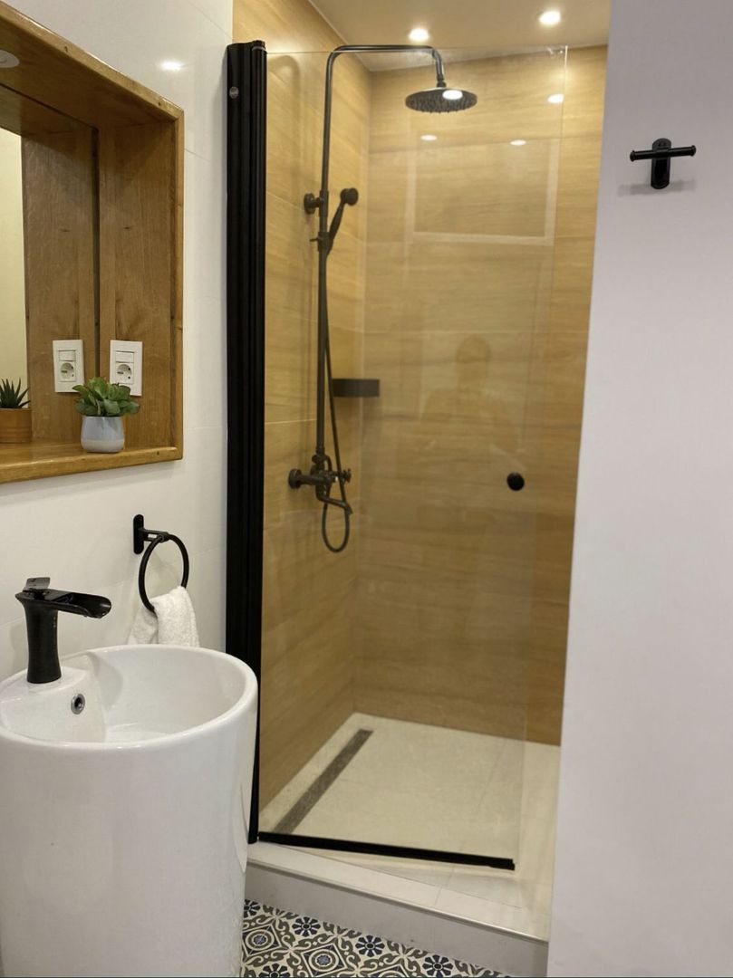 Proprietar vand ap2 camere in centrul Constantei/Parcul Primariei - Poză 5