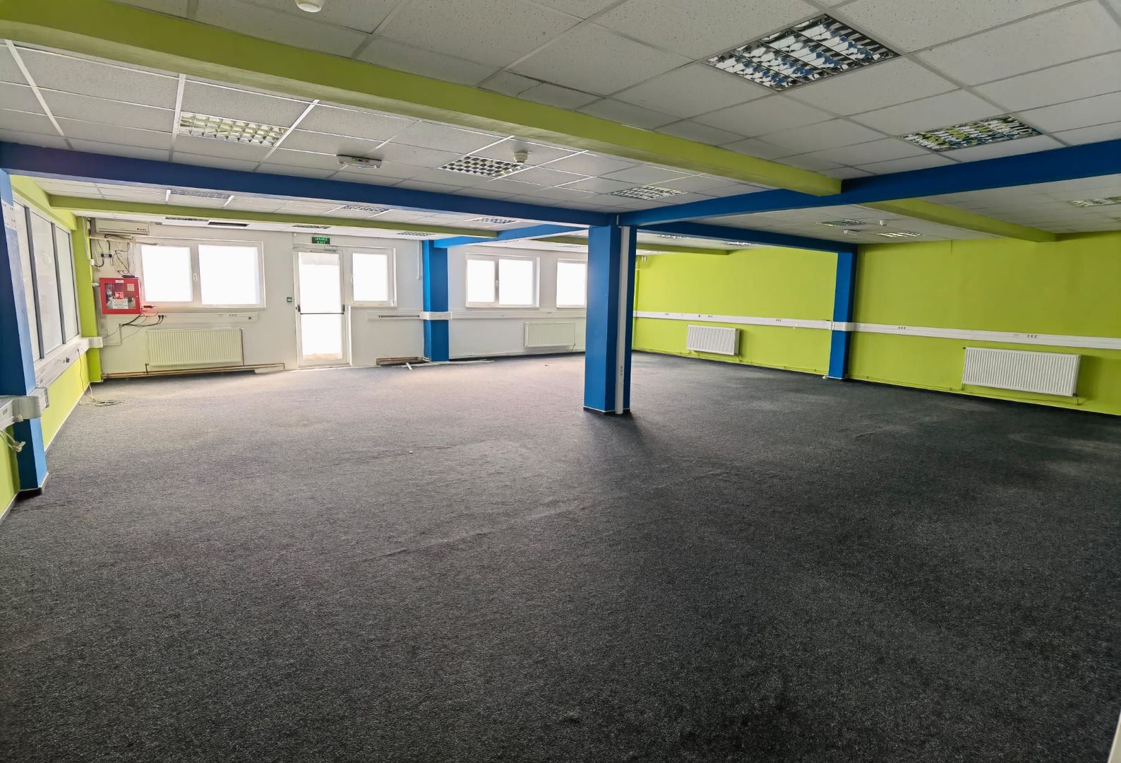 Spatii birouri/servicii - Poză 43