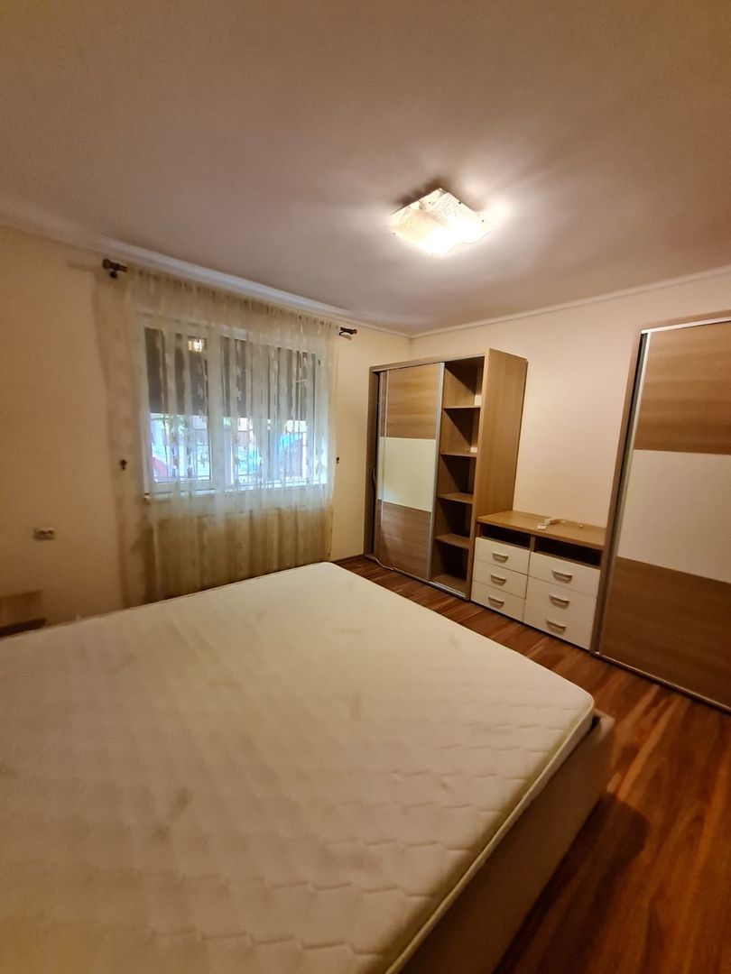 Casa cocheta zona Lipovei - Poză 31