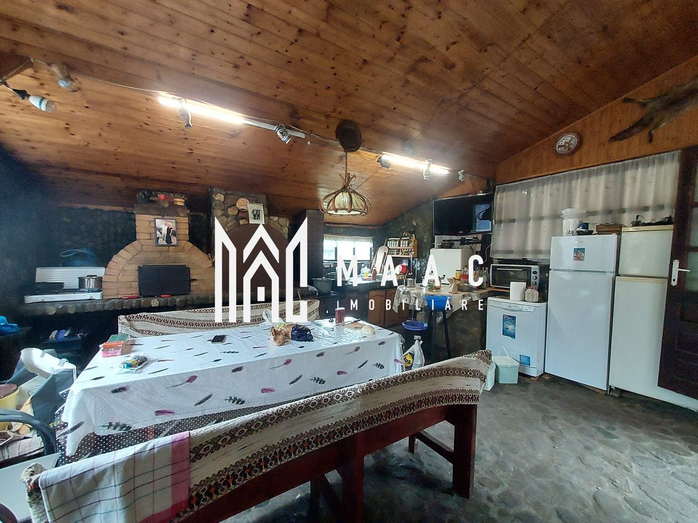 Casă | 260 mp utili | 1.100 mp teren | Râul Sadului | - Poză 20