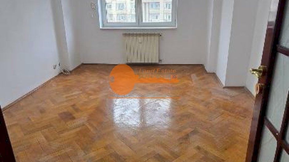 3 camere Decebal- Piata Alba Iulia - Poză 4