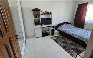 Ap 3 camere vand sau schimb - Poză 3