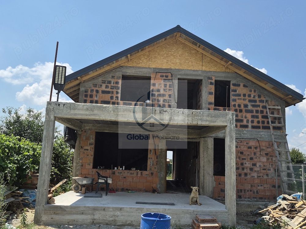 Casa de vânzare la rosu - Poză 2