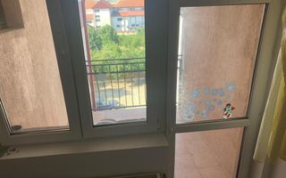 Apartament de inchiriat - Turnisor - 3 Camere - 75mpu - Etaj 3 - Poză 4