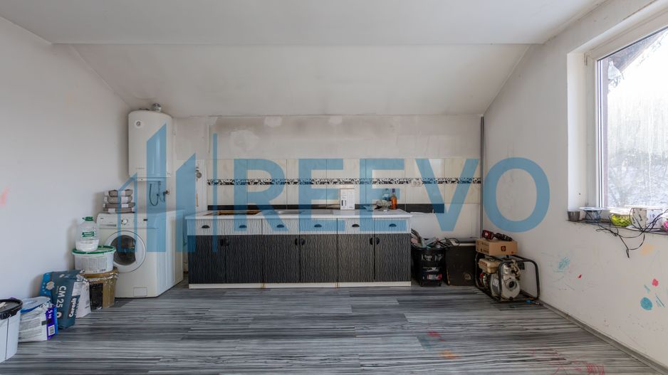 Proprietate cu casa si spatiu comercial+teren 4060 mp Bahna - Poză 33