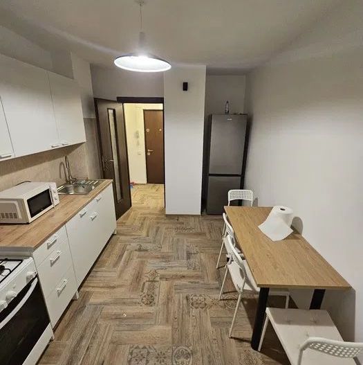 AP. 2 CAMERE MILITARI, BUCATARIE INCHISA, METROU 5 MINUTE, MODERN - Poză 2