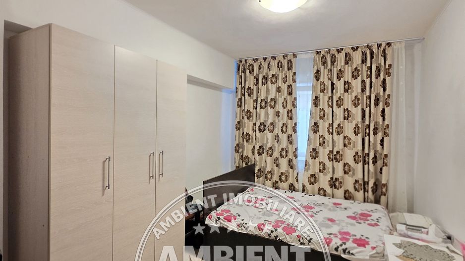 APARTAMENT CU 3 CAMERE, 75 MP, MOBILAT ȘI UTILAT – VASLUI, ULTRACENTRAL; - Poză 7