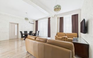 VANZARE APARTAMENT | INTRARE STRADALĂ | VAD EXCELENT | CURTE PROPRIE | DAMAROAIA - Poză 3