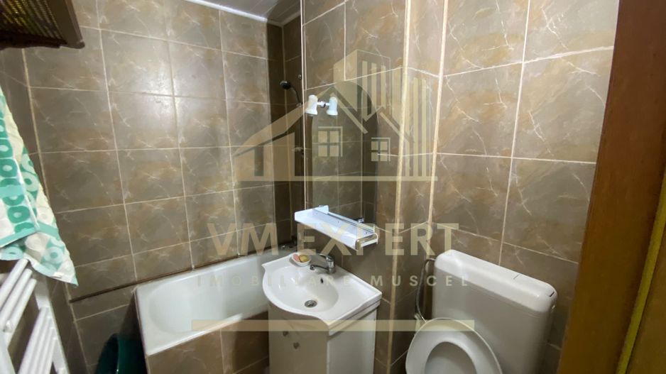 APARTAMENT 2 CAMERE ETAJ 3 VIȘOI CAMPULUNG - Poză 8