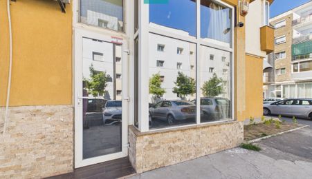 Spațiu comercial în Confecții 26mp