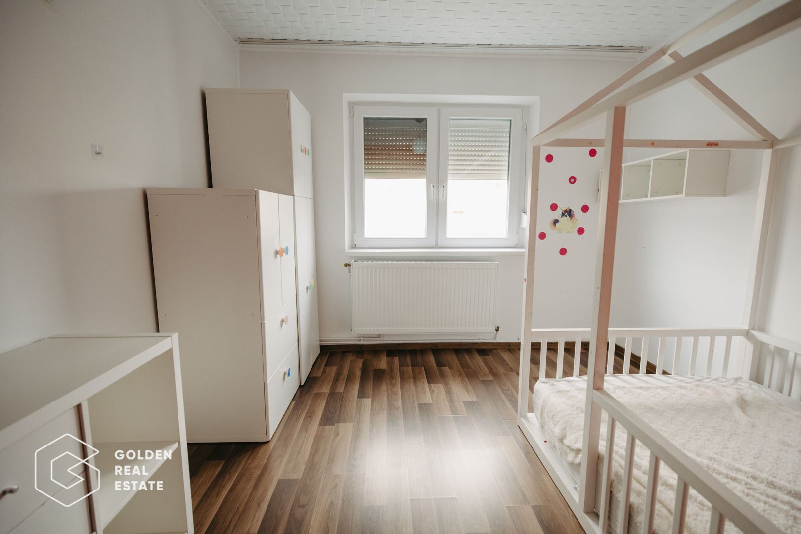 Apartament cu 4 camere, complet utilat și mobilat, zona Vlaicu - Poză 12