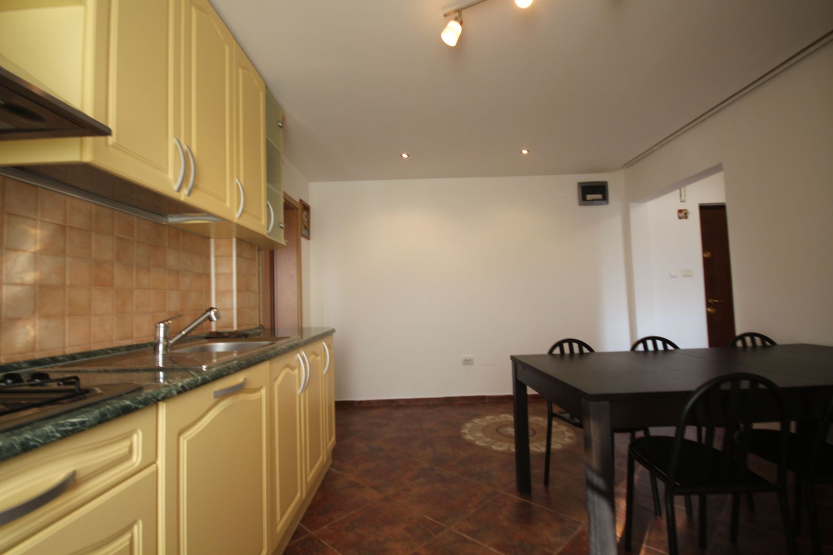 Spatios  si practic - Poză 2