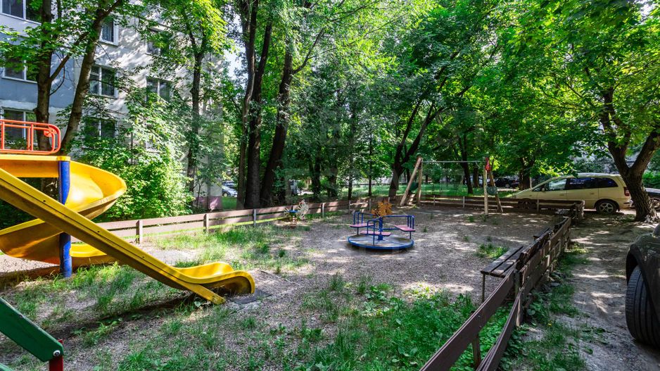 Vânzare apartament, 2 camere, str. Miron Costin , Rîșcani - Poză 9