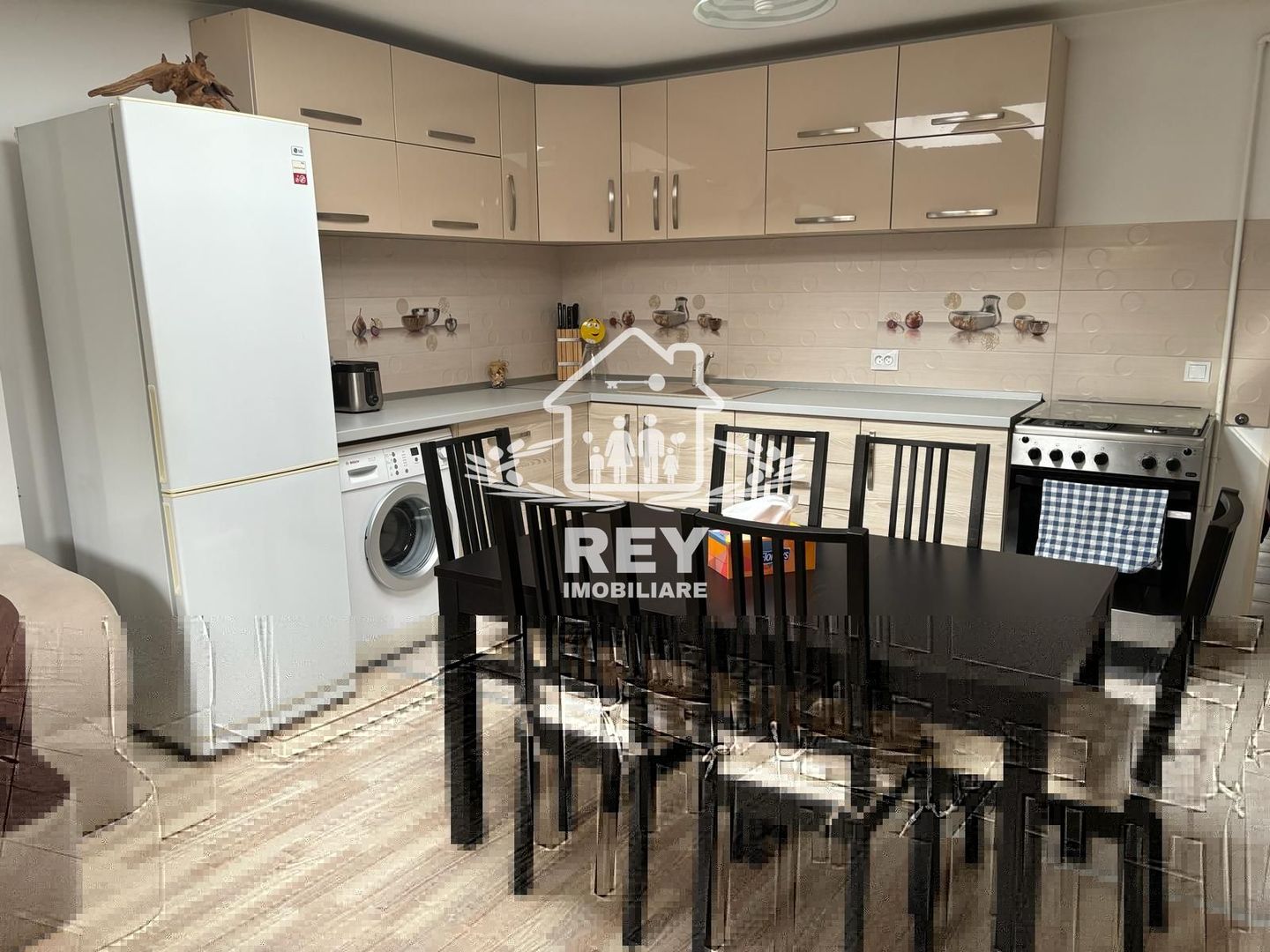 Apartament 3 camere de vanzare Zona Ștrand II / Parcul Belvedere - Poză 2