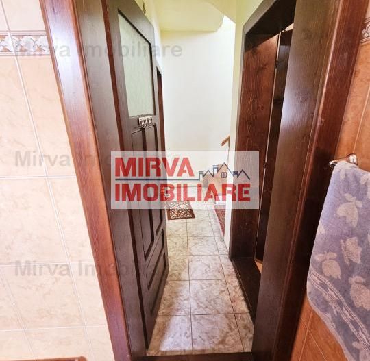 Vanzare vila 5 camere, mobilata si utilata, in Homoraciu - Poză 37