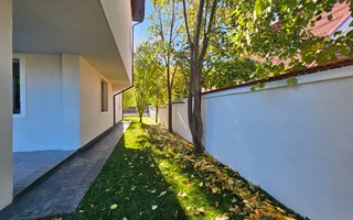 Vila unica | 5 camere | 310 mp utili | Snagov | Langa padure | Finisaje noi - Poză 18