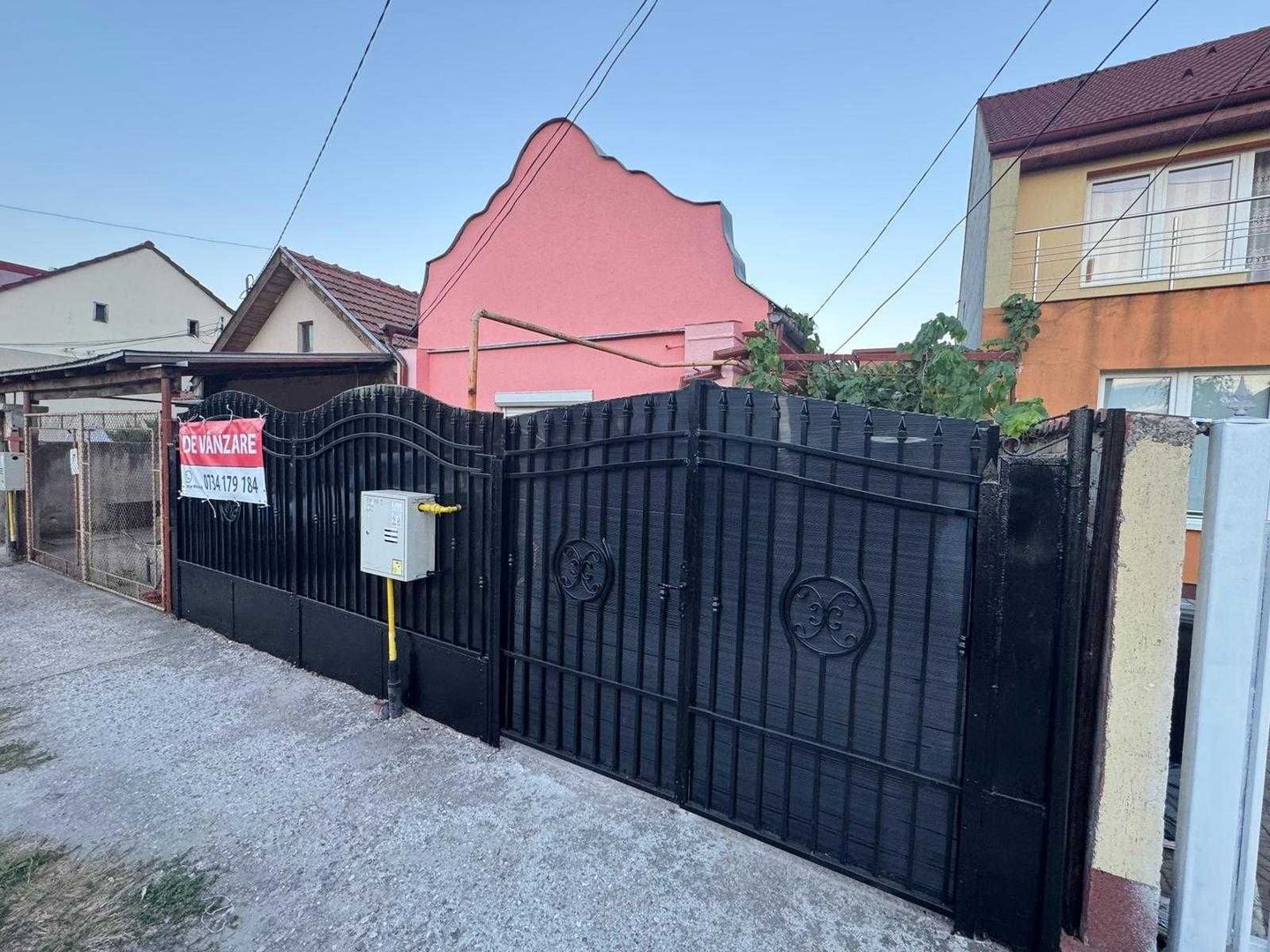 Casa de vânzare în zona Calea Sagului - Poză 2