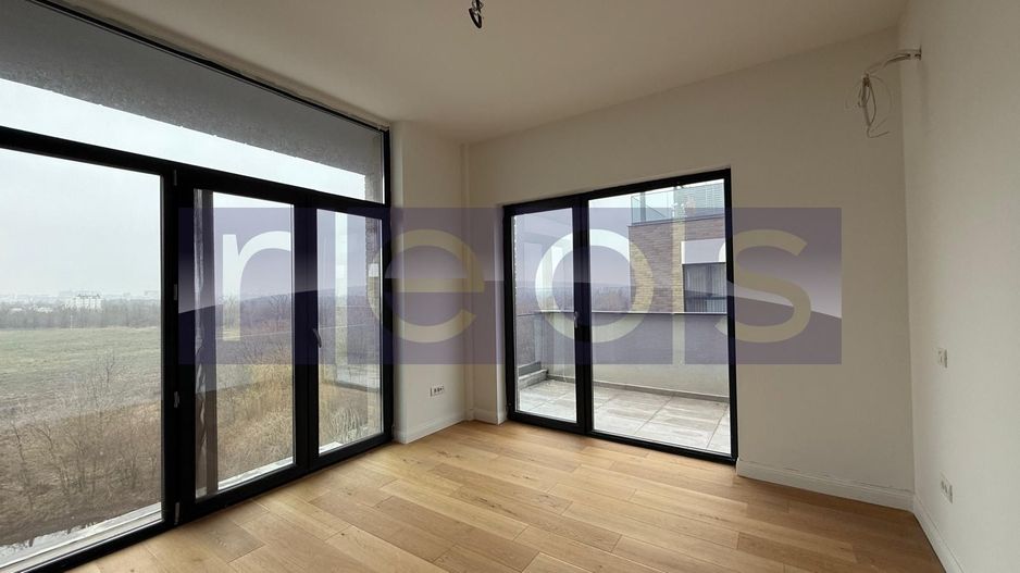 VANZARE TRIPLEX  VEDERE LA LAC | 4 CAMERE | TERASA 50MP | PIPERA | LUX - Poză 2