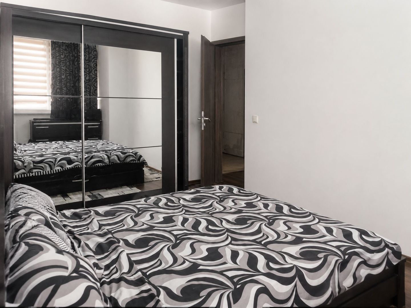 COMISION 0%, Apartament 3 Camere, Uranus Plaza, Decomandat, Soarelui - Poză 4
