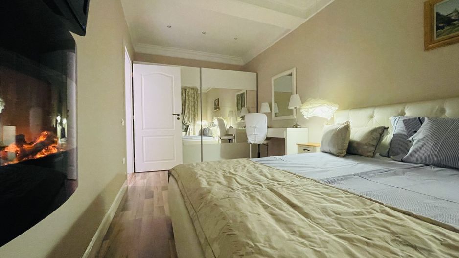 OFERTA REZERVATA - De inchiriat Casa cu Garaj - Segmentul Lux - Dumbravita - Poză 21