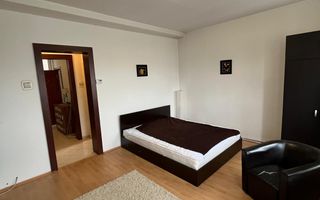 Apartament cu 3 camere | Popa Tatu | Semidecomandat - Poză 3