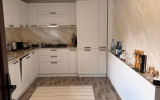 Casă pe parter în Vânători, Vrancea – proprietate de lux, 865 mp teren - Poză 8