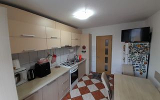 Apartament 4 camere,decomandat,78mp,zona Imparatu Traian . - Poză 11