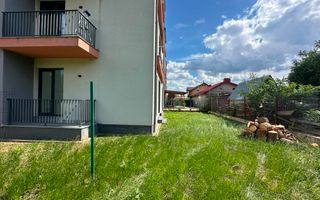 Apartament 2 camere + curte 110 mp Otopeni central - Poză 1