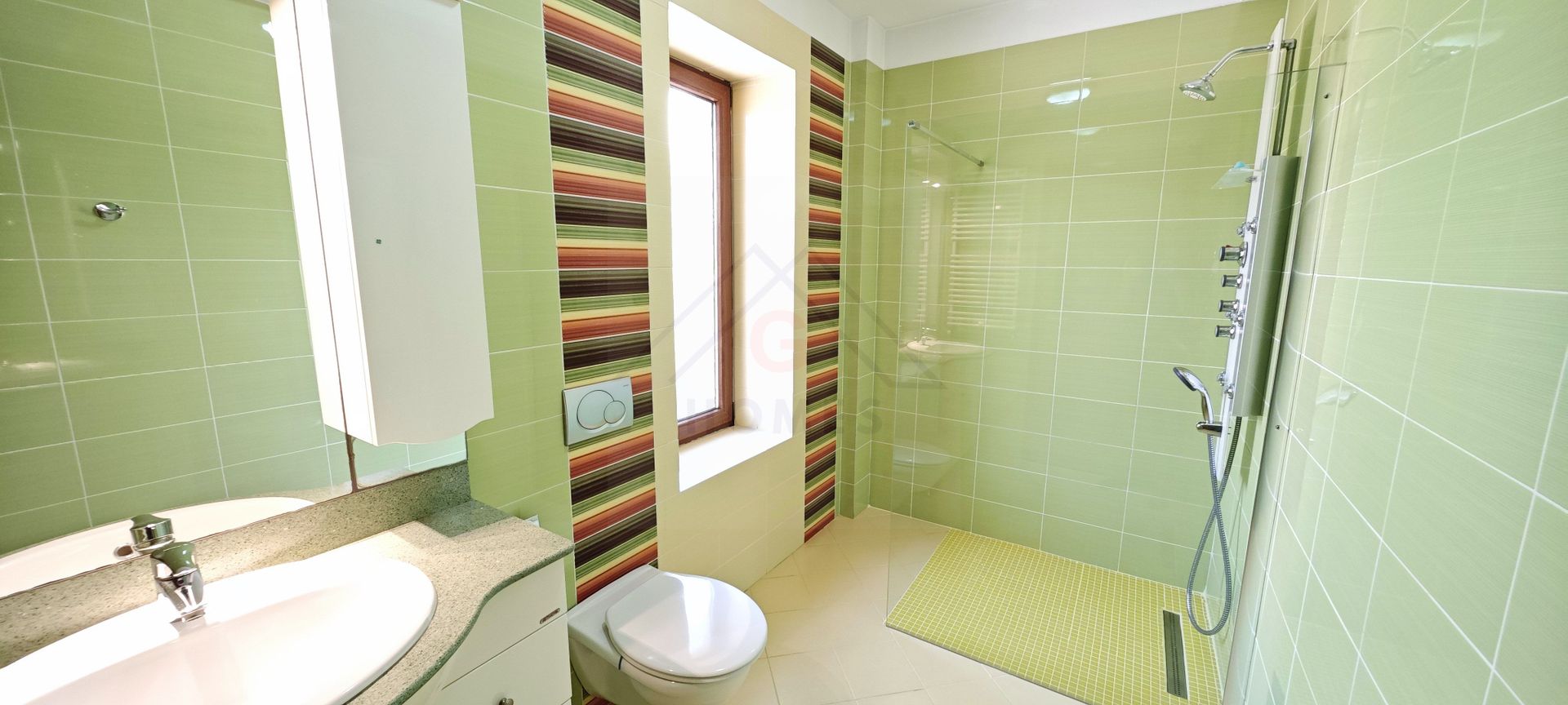 Casa spatioasa. Pretabil si pt. clinica, invatamant, camin varstnici. - Poză 32