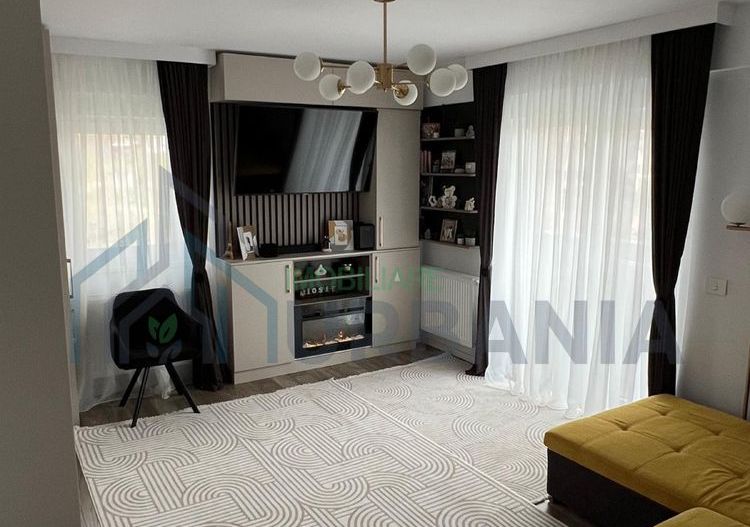 P. F. Apartament 3 camere / transformat 2 camere / Parcare / Boxa - Poză 2