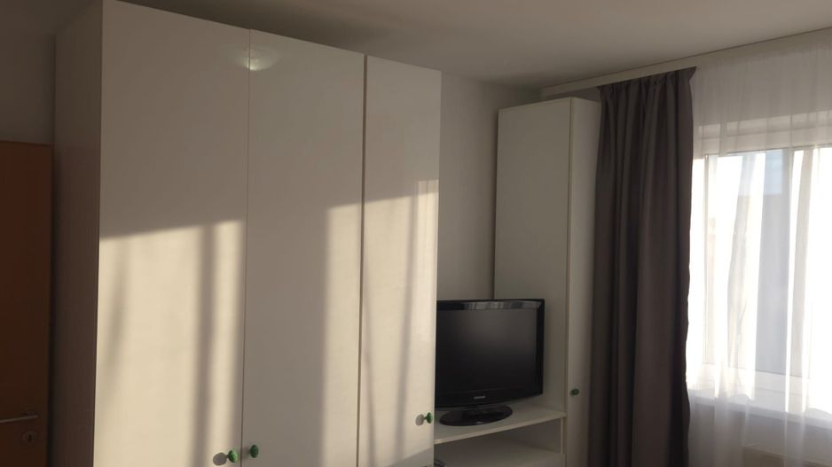 Apartament  2 camera zona Avangarden - Poză 6