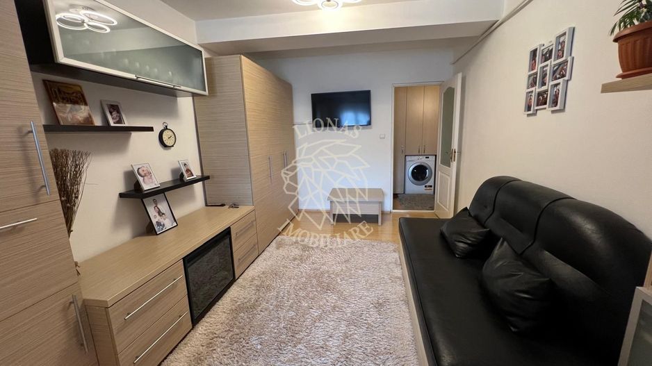 Apartament decomandat 2 camere-balcon-2 locuri parcare-Zona Pompieri - Poză 1