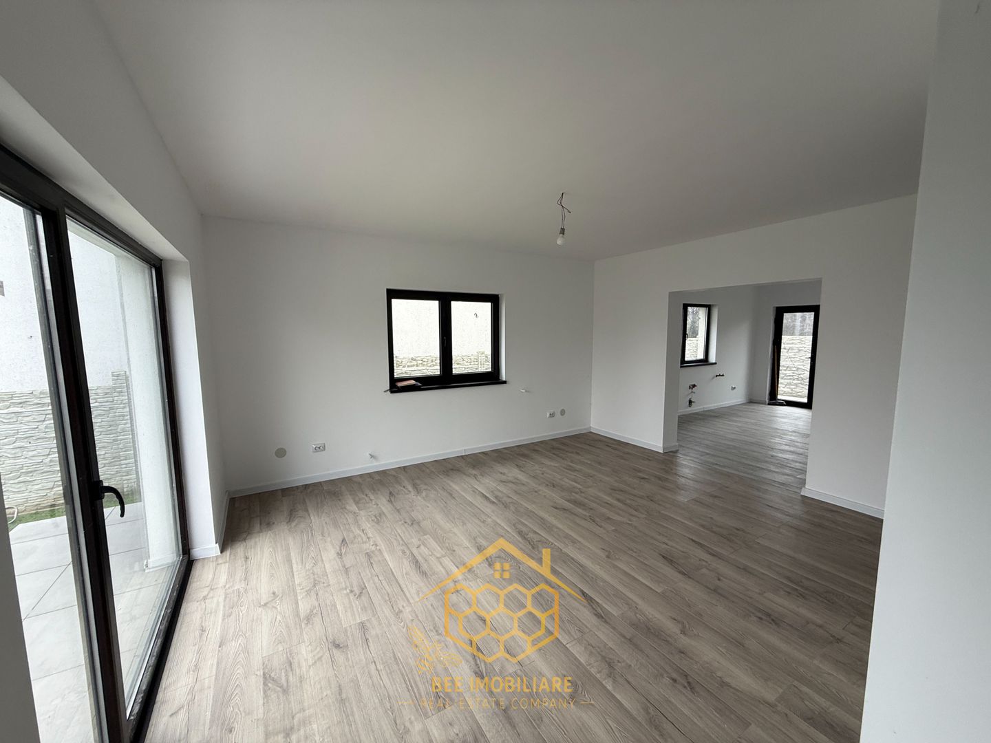 Casa P+1 in Simnicul de Jos - 3 dormitoare- Toate utilitatile - Poză 4