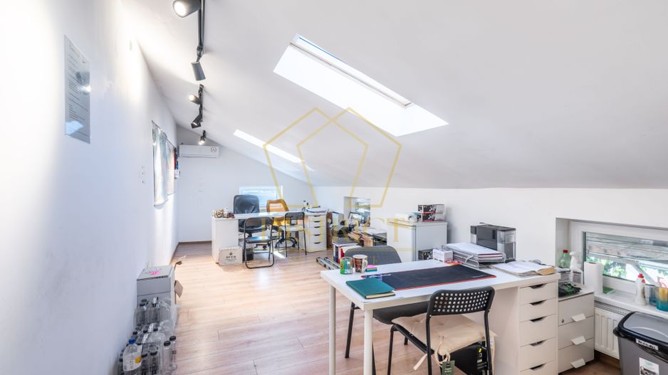 COM 0% Spatiu de birouri, curte interioară | Mehala - Poză 1